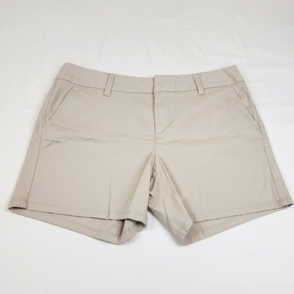 G.H Brass & CO. shorts Size 12